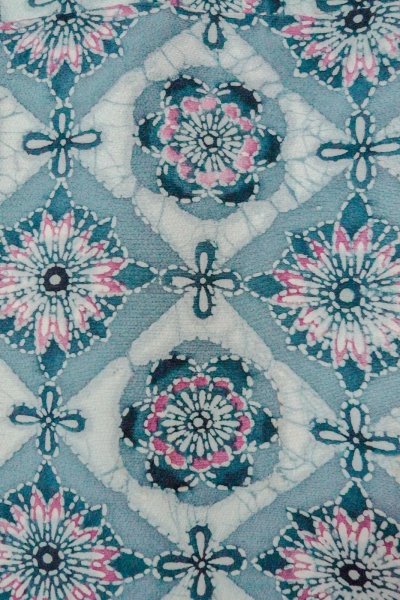 Photo6: O0419R Vintage Japanese kimono  Pale Gray KOMON dyed for women / Silk. Flower,   (Grade C) (6)