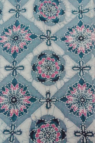 Photo7: O0419R Vintage Japanese kimono  Pale Gray KOMON dyed for women / Silk. Flower,   (Grade C) (7)