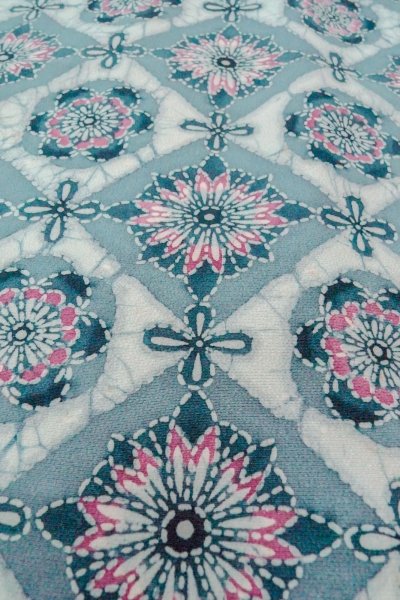 Photo9: O0419R Vintage Japanese kimono  Pale Gray KOMON dyed for women / Silk. Flower,   (Grade C) (9)