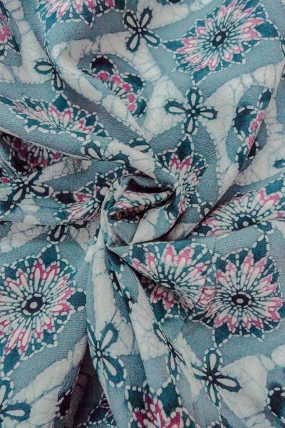 Photo12: O0419R Vintage Japanese kimono  Pale Gray KOMON dyed for women / Silk. Flower,   (Grade C) (12)