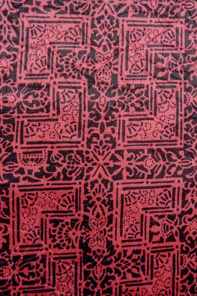 Photo5: O0419T Vintage Japanese kimono  Dark Red KOMON dyed for women / Silk. Chinese flower, There is a part of tailoring thread.  (Grade A) (5)