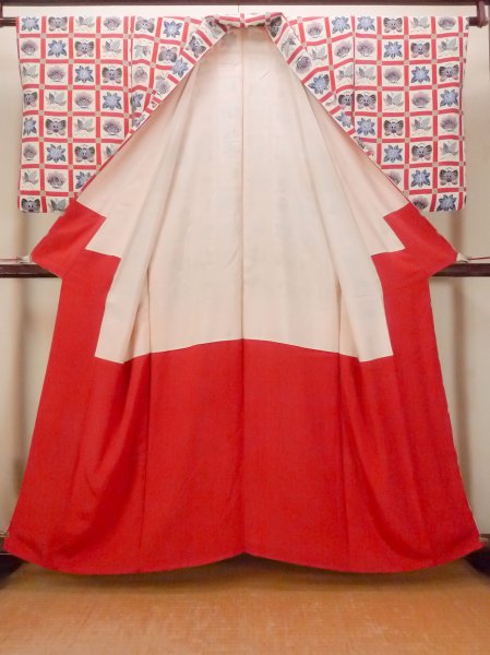 Photo2: O0419W Vintage Japanese kimono   Off White KOMON dyed for women / Silk. Flower,   (Grade B) (2)