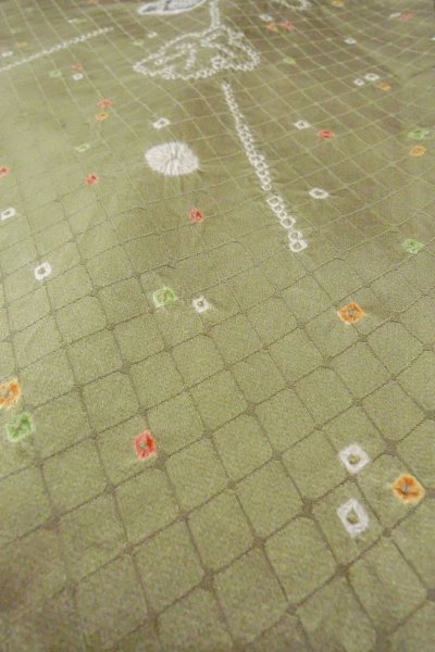 Photo8: O0419Y Vintage Japanese kimono Shiny Pale Olive KOMON dyed for women / Silk. Flower,   (Grade C) (8)