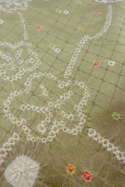 Photo10: O0419Y Vintage Japanese kimono Shiny Pale Olive KOMON dyed for women / Silk. Flower,   (Grade C) (10)