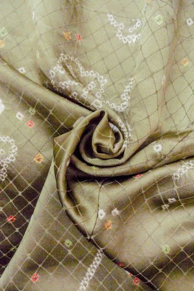Photo11: O0419Y Vintage Japanese kimono Shiny Pale Olive KOMON dyed for women / Silk. Flower,   (Grade C) (11)