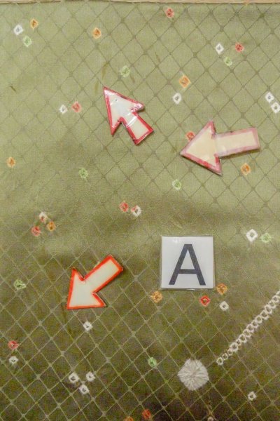 Photo14: O0419Y Vintage Japanese kimono Shiny Pale Olive KOMON dyed for women / Silk. Flower,   (Grade C) (14)