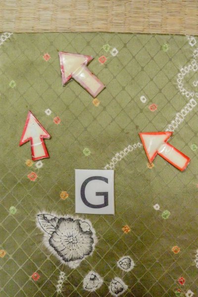 Photo20: O0419Y Vintage Japanese kimono Shiny Pale Olive KOMON dyed for women / Silk. Flower,   (Grade C) (20)