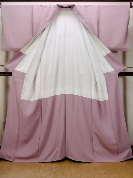 Photo2: O0419Z Vintage Japanese kimono  Grayish Pink EDO KOMON pattern dyed for women / Silk. Flower,   (Grade C) (2)