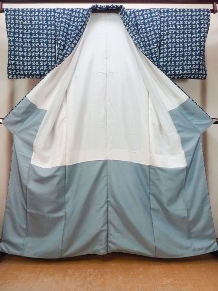 Photo2: O0420E Vintage Japanese kimono   Indigo Blue KOMON dyed for women / Silk. Bamboo      (Grade C) (2)