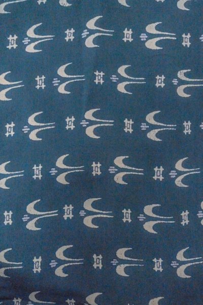 Photo4: O0420F Vintage Japanese kimono  Grayish Indigo Blue KOMON dyed for women / Silk. Parallel Cross,   (Grade C) (4)