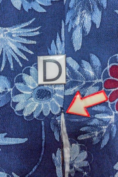 Photo17: O0420G Vintage Japanese kimono   Blue KOMON dyed for women / Silk. Flower,   (Grade B) (17)