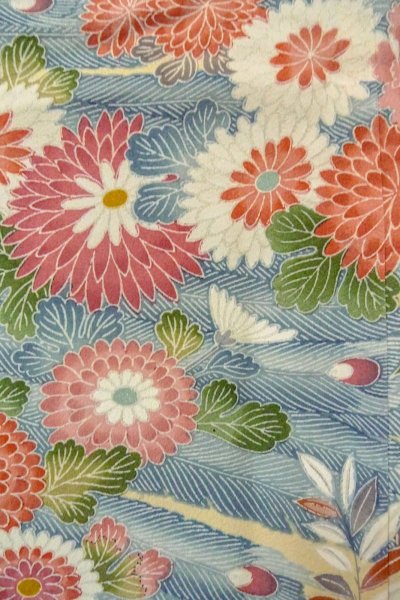 Photo11: O0509A Used Japanese kimono   Black KAGA-YUZEN for women / Silk. Peony,   (Grade B) (11)