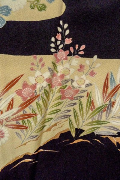 Photo13: O0509A Used Japanese kimono   Black KAGA-YUZEN for women / Silk. Peony,   (Grade B) (13)