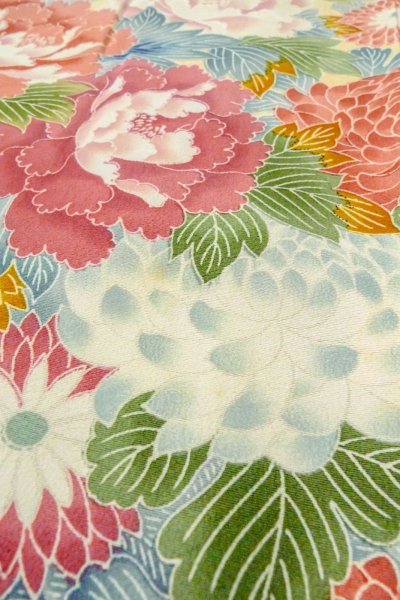 Photo14: O0509A Used Japanese kimono   Black KAGA-YUZEN for women / Silk. Peony,   (Grade B) (14)