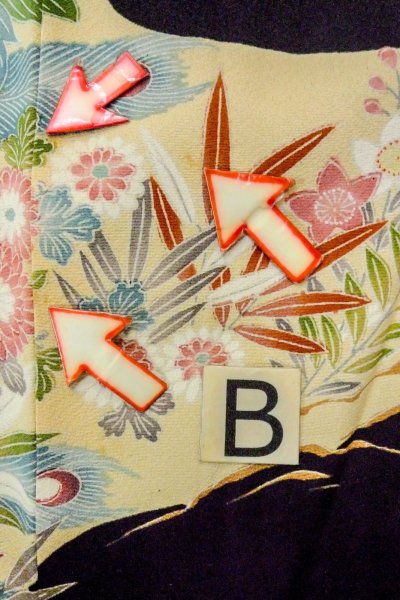 Photo24: O0509A Used Japanese kimono   Black KAGA-YUZEN for women / Silk. Peony,   (Grade B) (24)