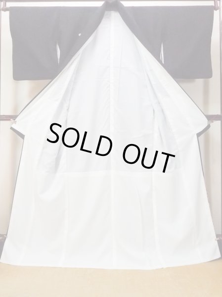 Photo3: Mint O0509B Used Japanese kimono   Black TOMESODE formal for women / Synthetic. SAKURA cherry blossom,   (Grade A) (3)