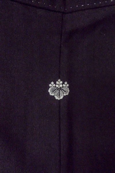 Photo4: Mint O0509B Used Japanese kimono   Black TOMESODE formal for women / Synthetic. SAKURA cherry blossom,   (Grade A) (4)
