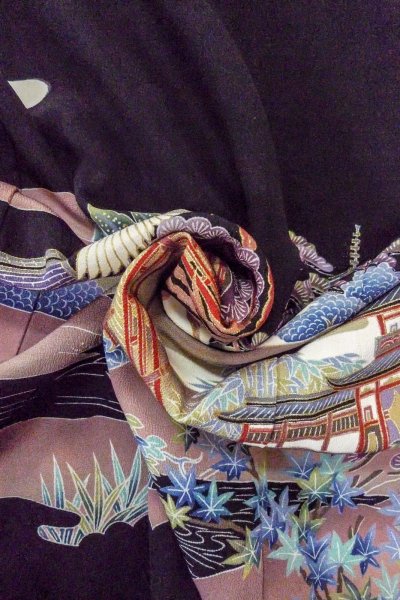 Photo18: O0509C Used Japanese kimono   Black TOMESODE formal for women / Silk. UME plum bloom,   (Grade C) (18)