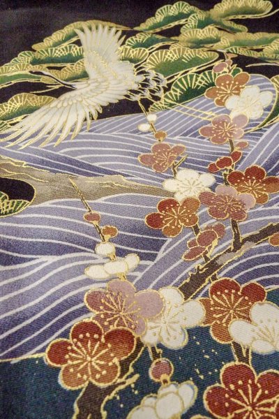 Photo16: Mint O0509D Used Japanese kimono   Black TOMESODE formal for women / Synthetic. Peony,   (Grade A) (16)