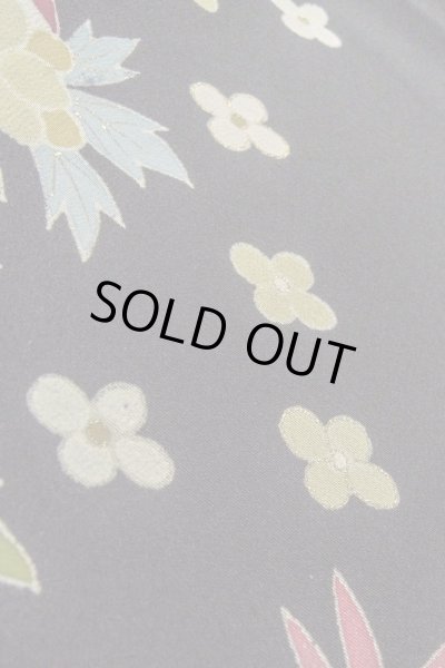 Photo12: O0509F Vintage Japanese kimono   Black TOMESODE formal for women / Silk. Flower,   (Grade B) (12)