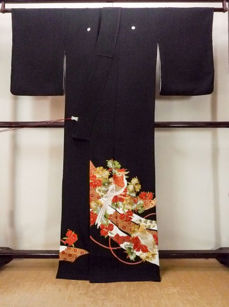Photo2: O0509G Vintage Japanese kimono   Black TOMESODE formal for women / Silk. Orchid, Tagasode motif  (Grade B) (2)