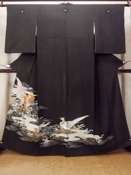 Photo1: O0509H Vintage Japanese kimono   Black TOMESODE formal for women / Silk. Bird, There are stains all over. Pheasant bird motif  (Grade C) (1)
