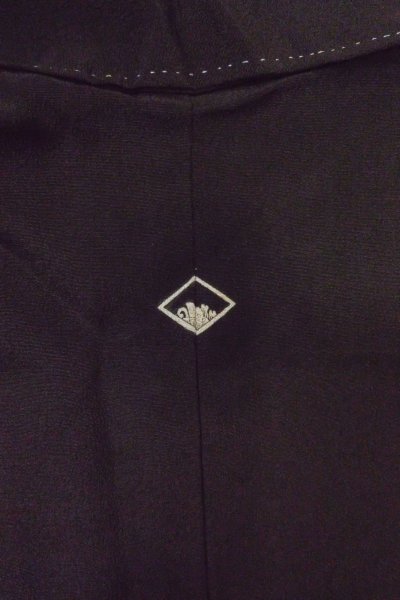 Photo4: O0509H Vintage Japanese kimono   Black TOMESODE formal for women / Silk. Bird, There are stains all over. Pheasant bird motif  (Grade C) (4)