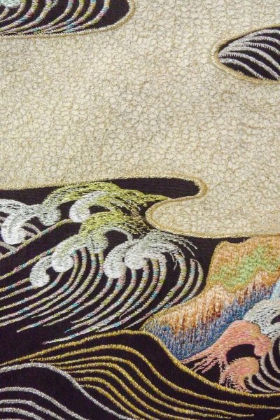 Photo10: O0509H Vintage Japanese kimono   Black TOMESODE formal for women / Silk. Bird, There are stains all over. Pheasant bird motif  (Grade C) (10)