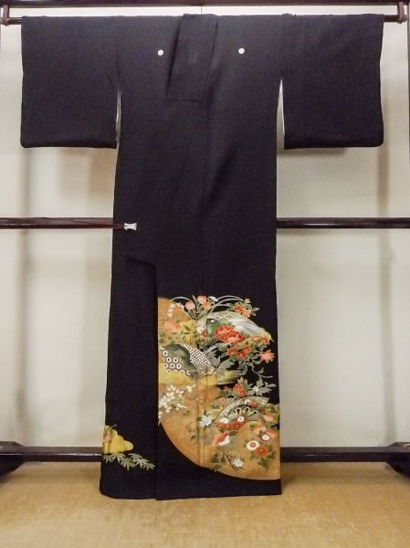 Photo2: O0509I Used Japanese kimono   Black TOMESODE formal for women / Synthetic. Peony,   (Grade B) (2)