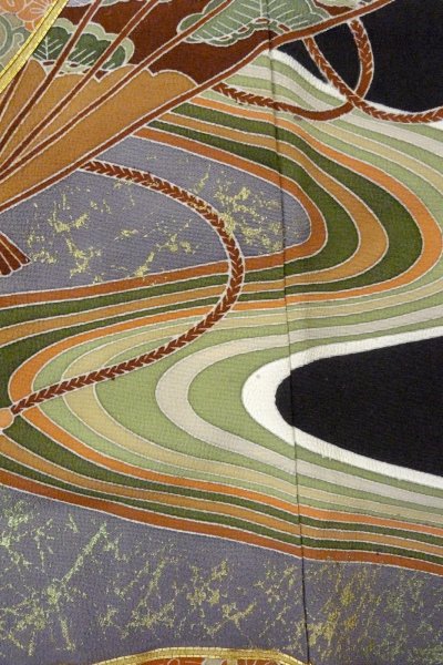 Photo9: O0509J Vintage Japanese kimono   Black TOMESODE formal for women / Silk. Chrysanthemum,   (Grade B) (9)