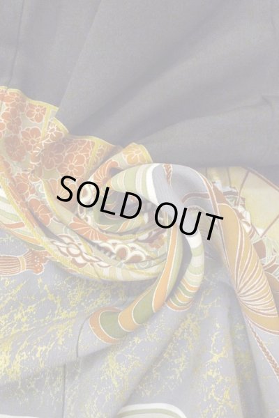 Photo17: O0509J Vintage Japanese kimono   Black TOMESODE formal for women / Silk. Chrysanthemum,   (Grade B) (17)