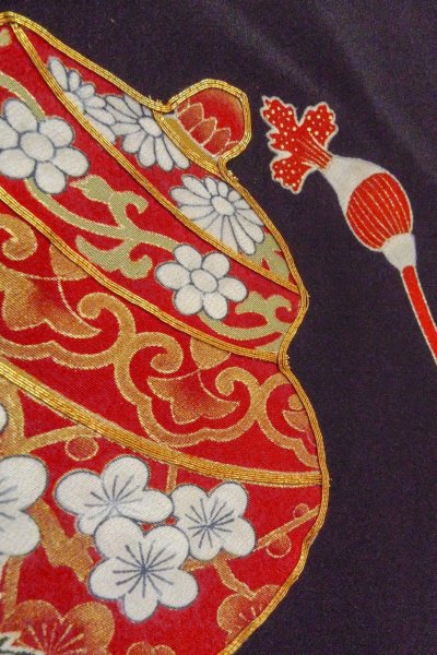 Photo14: O0509L Vintage Japanese kimono   Black TOMESODE formal for women / Silk. Peony,   (Grade B) (14)