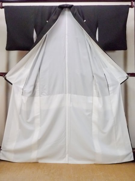 Photo3: O0509M Vintage Japanese kimono   Black TOMESODE formal for women / Silk. Peony, Spange gourd motif. There are stains.  (Grade D) (3)