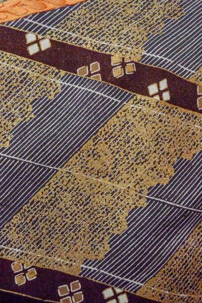 Photo9: O0509N Vintage Japanese kimono   Black TOMESODE formal for women / Silk. KUMIHIMO rope with tassels, Screen motif  (Grade B) (9)