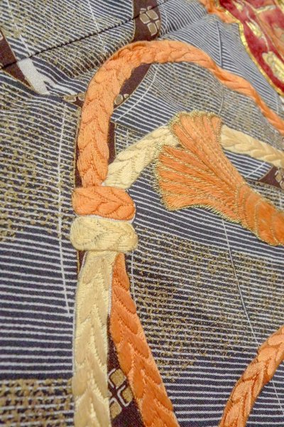 Photo13: O0509N Vintage Japanese kimono   Black TOMESODE formal for women / Silk. KUMIHIMO rope with tassels, Screen motif  (Grade B) (13)