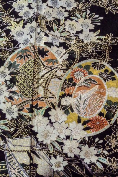 Photo8: O0509O Used Japanese kimono   Black TOMESODE formal for women / Silk. SAKURA cherry blossom,   (Grade B) (8)
