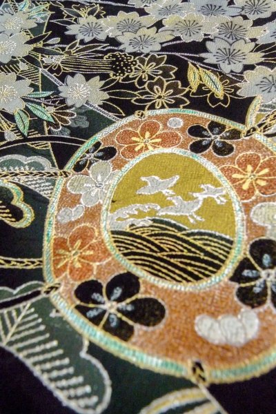 Photo12: O0509O Used Japanese kimono   Black TOMESODE formal for women / Silk. SAKURA cherry blossom,   (Grade B) (12)