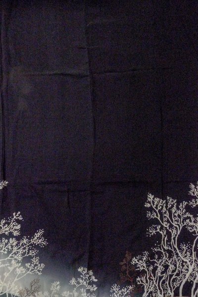 Photo5: O0509P Used Japanese kimono   Black TOMESODE formal for women / Silk. Tree,   (Grade C) (5)
