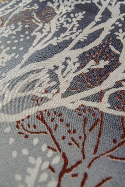 Photo10: O0509P Used Japanese kimono   Black TOMESODE formal for women / Silk. Tree,   (Grade C) (10)