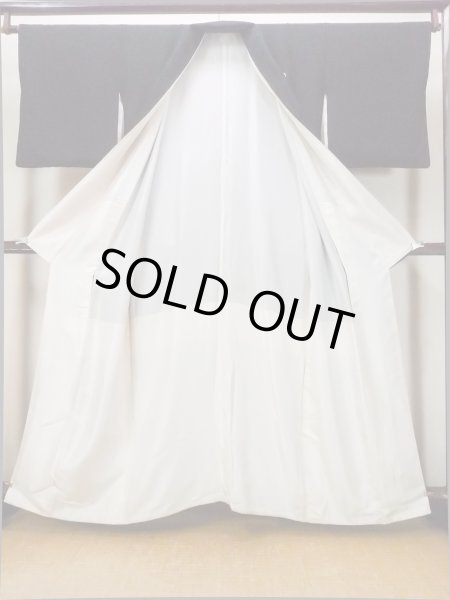 Photo3: O0509R Vintage Japanese kimono   Black TOMESODE formal for women / Silk. Flower,   (Grade C) (3)