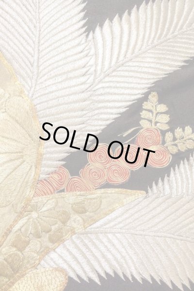 Photo7: O0509R Vintage Japanese kimono   Black TOMESODE formal for women / Silk. Flower,   (Grade C) (7)