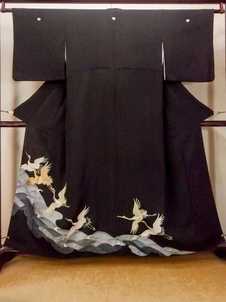 Photo1: O0509S Vintage Japanese kimono   Black TOMESODE formal for women / Silk. Crane,   (Grade C) (1)
