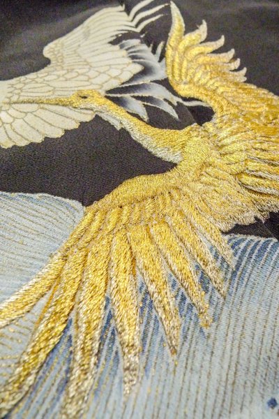 Photo11: O0509S Vintage Japanese kimono   Black TOMESODE formal for women / Silk. Crane,   (Grade C) (11)