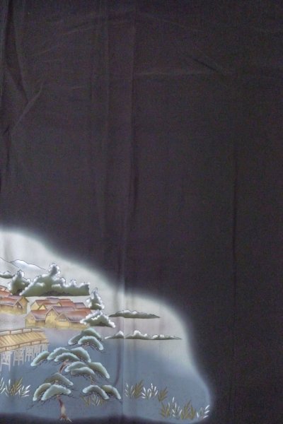 Photo6: O0509T Vintage Japanese kimono   Black TOMESODE formal for women / Silk. Pine tree/branch/needle,   (Grade B) (6)