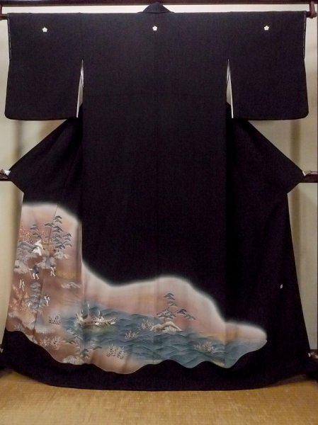 Photo1: Mint O0509V Vintage Japanese kimono   Black TOMESODE formal for women / Silk. UME plum bloom,   (Grade A) (1)