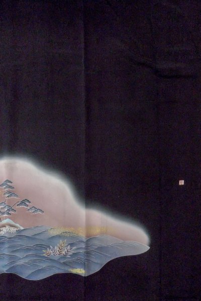Photo6: Mint O0509V Vintage Japanese kimono   Black TOMESODE formal for women / Silk. UME plum bloom,   (Grade A) (6)