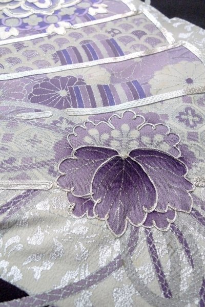 Photo10: O0509X Vintage Japanese kimono   Black TOMESODE formal for women / Silk. UME plum bloom, Silver embroidery  (Grade C) (10)