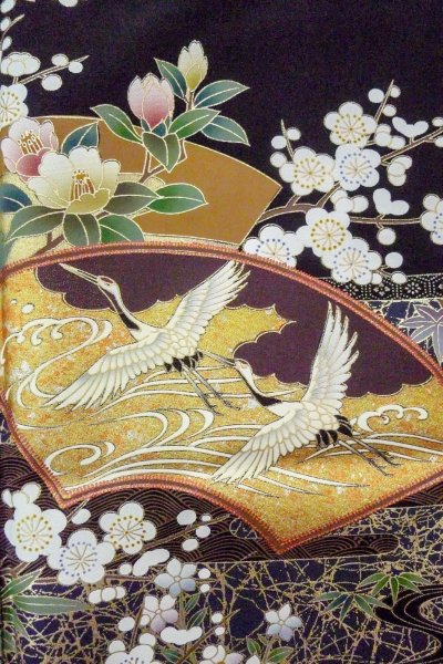 Photo7: O0509Y Vintage Japanese kimono   Black TOMESODE formal for women / Silk. UME plum bloom,   (Grade B) (7)