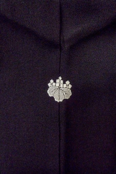 Photo4: O0509Z Vintage Japanese kimono   Black TOMESODE formal for women / Silk. Peony,   (Grade B) (4)