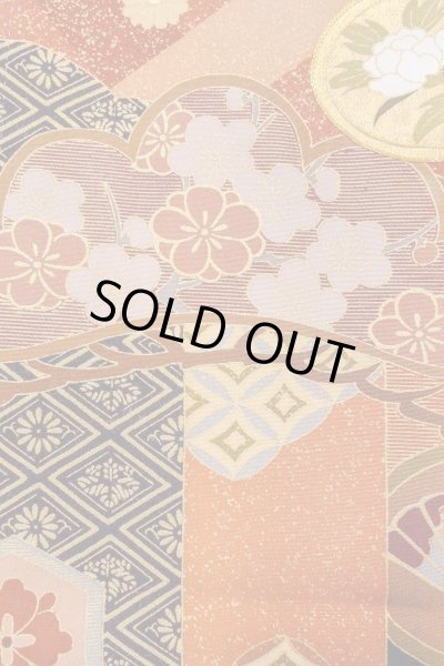 Photo11: O0509Z Vintage Japanese kimono   Black TOMESODE formal for women / Silk. Peony,   (Grade B) (11)